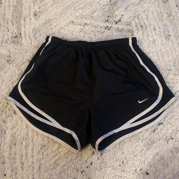 NIKE RUNNING SHORTS - Picture 1 of 5